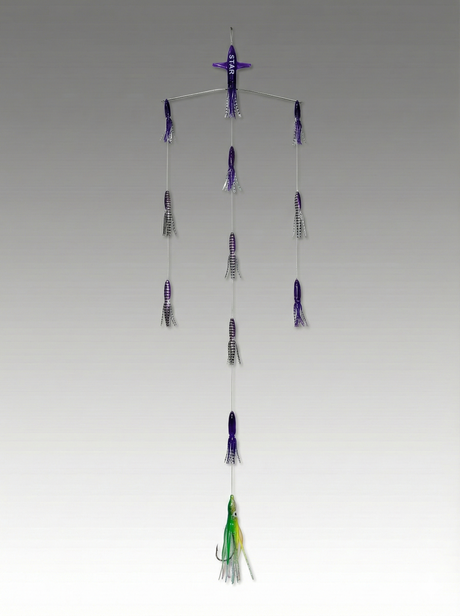 Señuelo de pesca profesional Sterling Diamante color Púrpura para captura final de atún.